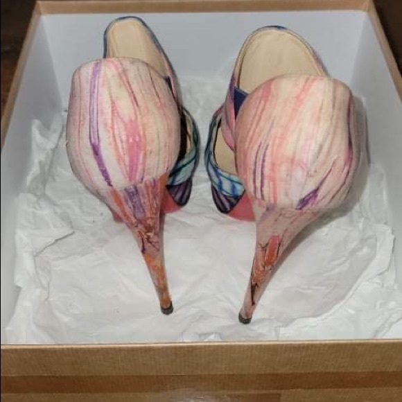 Christian Louboutin Heels for sale - Picture 9 of 10